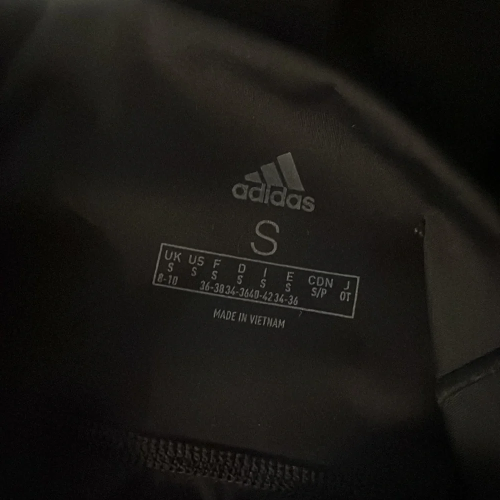 Adidas high waist active tights 🖤🖤🖤 - Picture 4 of 4